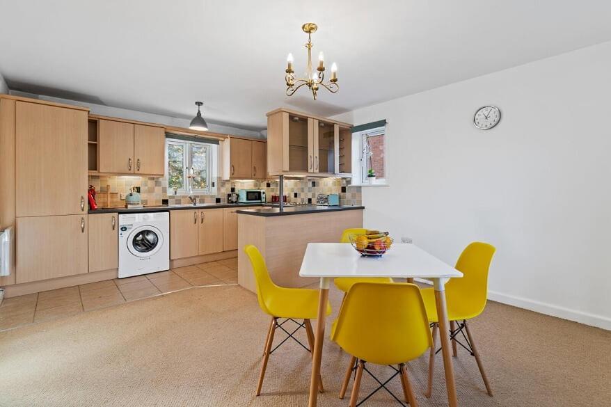 Chestnut Contractor Stays Wellingborough Δωμάτιο φωτογραφία